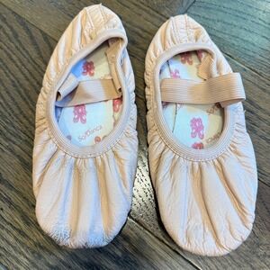 So‎ Danca Bella Ballet Slippers Girls Sz 13.5 C Pink Full Sole Dance Shoes